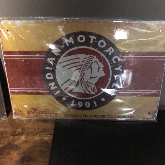 COPY - Two NWT Indian motorcycle tin wall signs - Picture 3 of 4